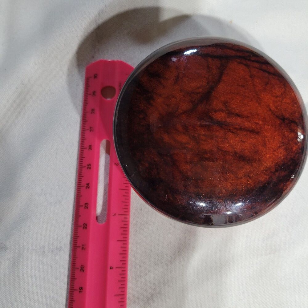 Genuine Red Alabaster Hand Carved Round Dresser Trinket Box, Made in Italy - Picture 6 of 6